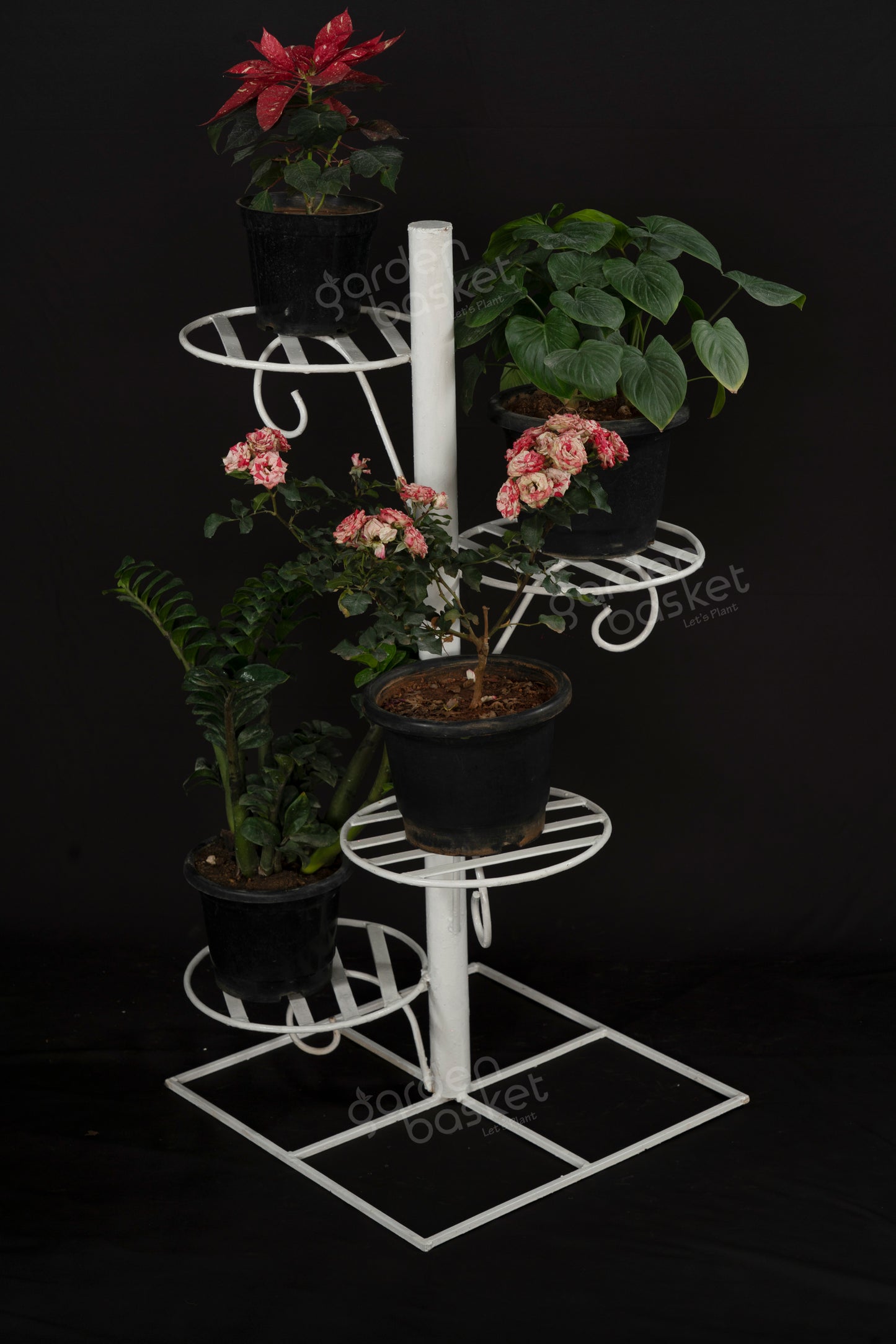 Pole bucket plant stand for pots