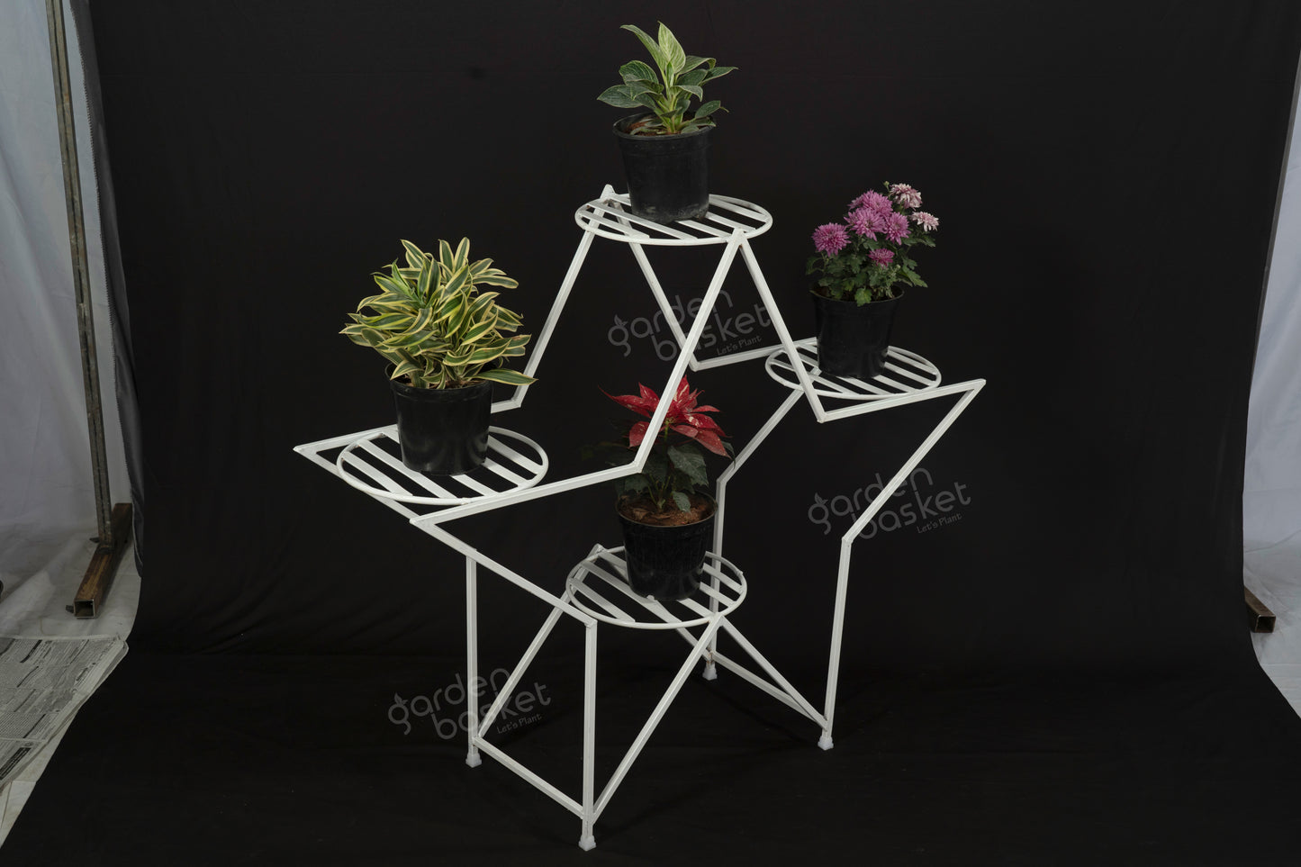 Star shape plant stand for pots